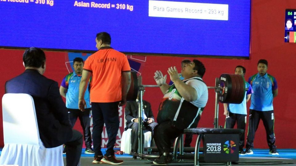 رکوردشکنی سیامند رحمان و مدال‌آوری نمایندگان دسته 107+ ایران