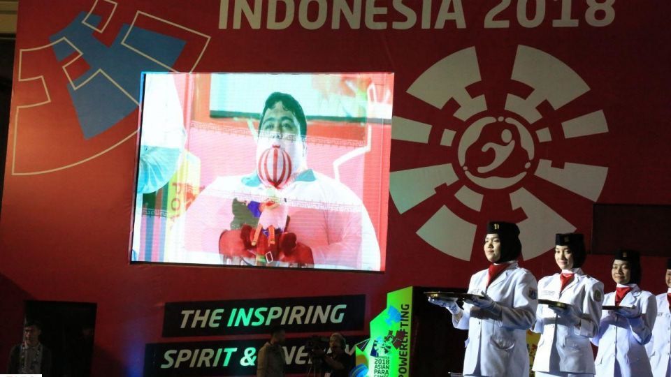 رکوردشکنی سیامند رحمان و مدال‌آوری نمایندگان دسته 107+ ایران