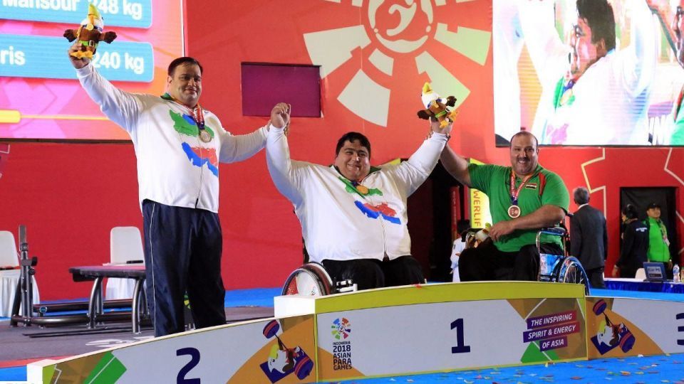 رکوردشکنی سیامند رحمان و مدال‌آوری نمایندگان دسته 107+ ایران