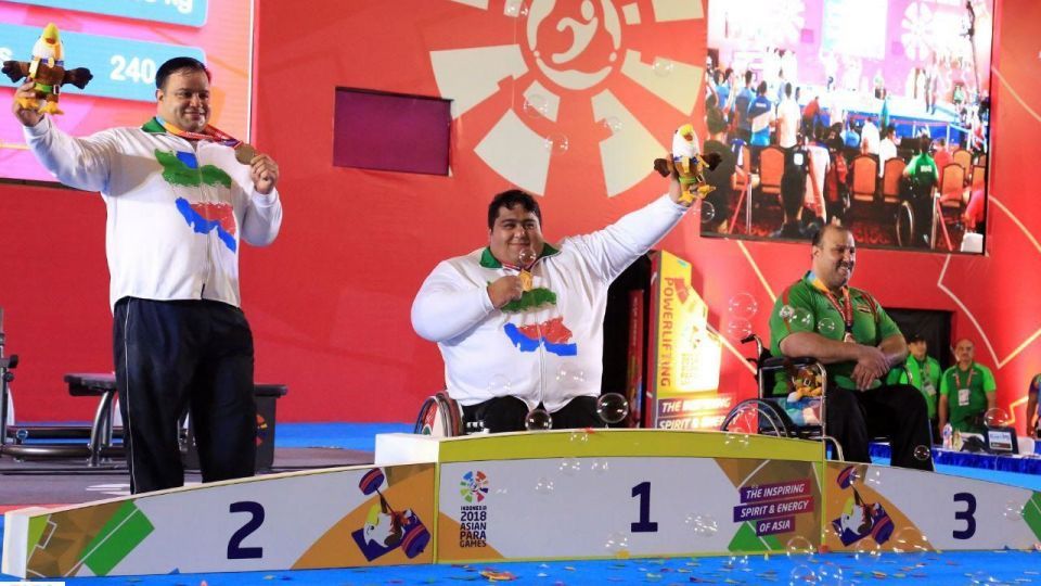 رکوردشکنی سیامند رحمان و مدال‌آوری نمایندگان دسته 107+ ایران