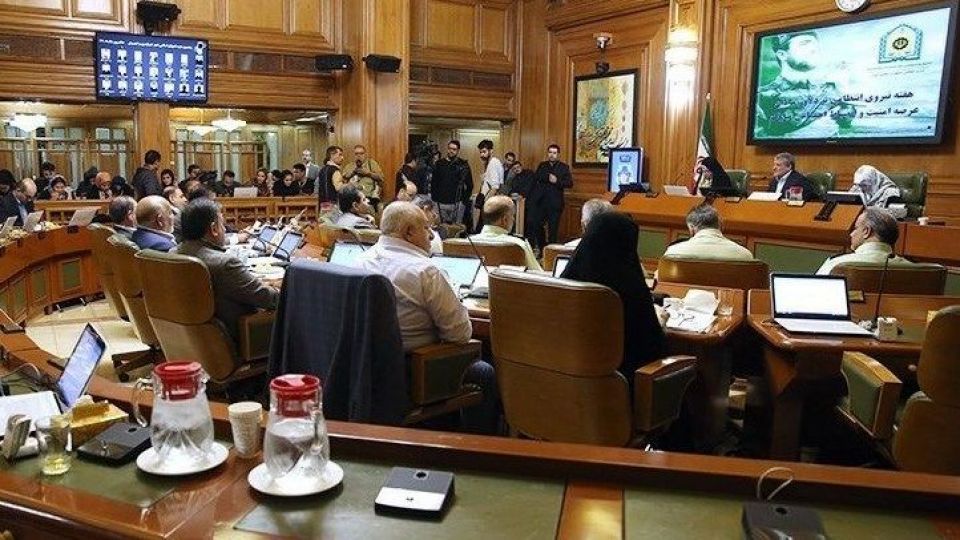 عضو شورای شهر: هزینه ماهانه هر عضو شورا ۵.۹ میلیون است عضو شورای شهر: هزینه ماهانه هر عضو شورا ۵.۹ میلیون است