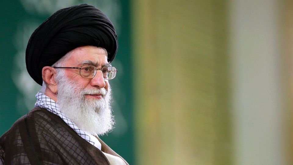 فراخوان رهبر انقلاب برای تکمیل و ارتقای الگوی پایه اسلامی ایرانی پیشرفت فراخوان رهبر انقلاب برای تکمیل و ارتقای الگوی پایه اسلامی ایرانی پیشرفت