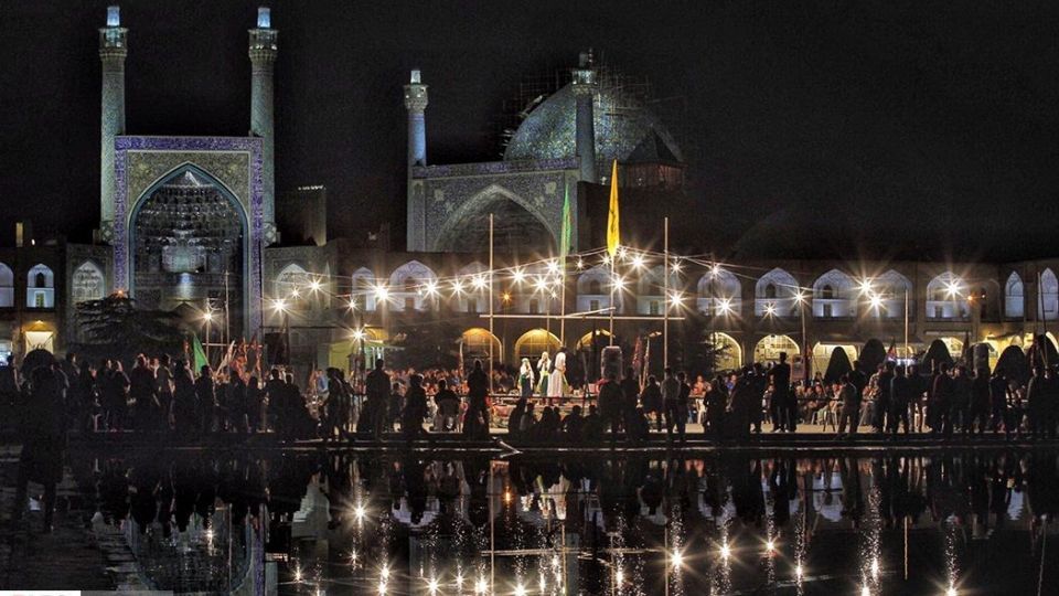 تعزیه حضرت مسلم(ع) در میدان نقش جهان