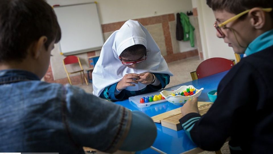 فرشتگان روشن ‎دل