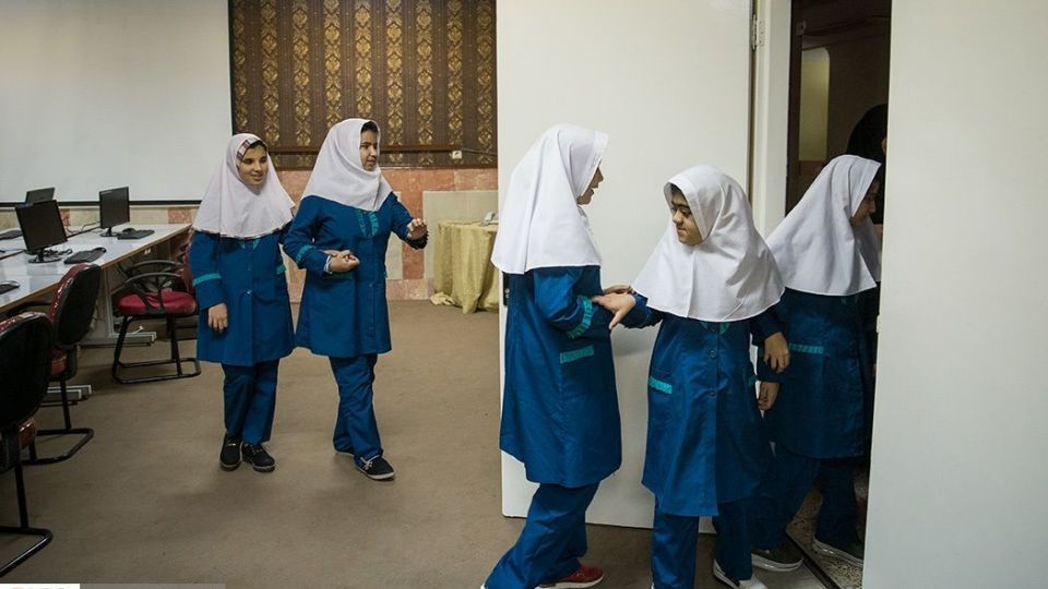 فرشتگان روشن ‎دل