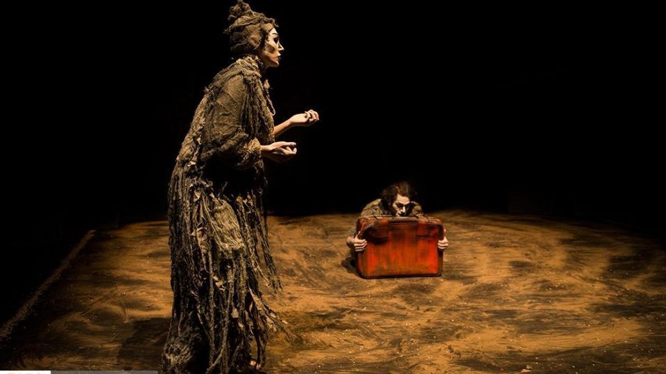 نمایش «مده‌آ» 