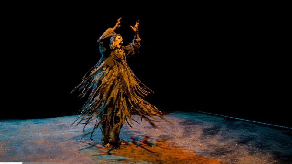 نمایش «مده‌آ» 