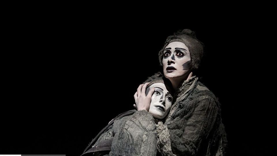 نمایش «مده‌آ» 