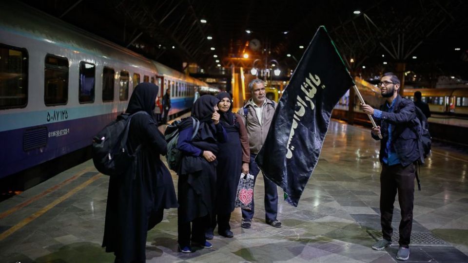 اعزام اولین گروه زائرین اربعین از راه آهن تهران