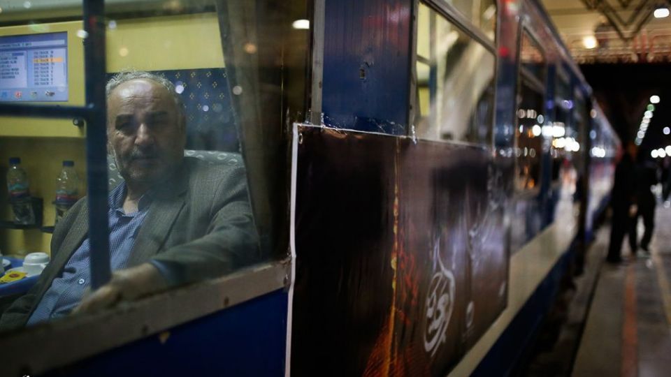 اعزام اولین گروه زائرین اربعین از راه آهن تهران