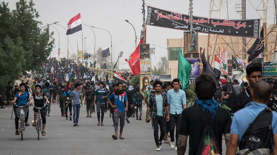 عزاداران زائرین اربعین حسینی در شهر سماوه