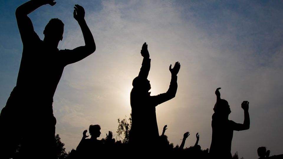 عزاداران زائرین اربعین حسینی در شهر سماوه