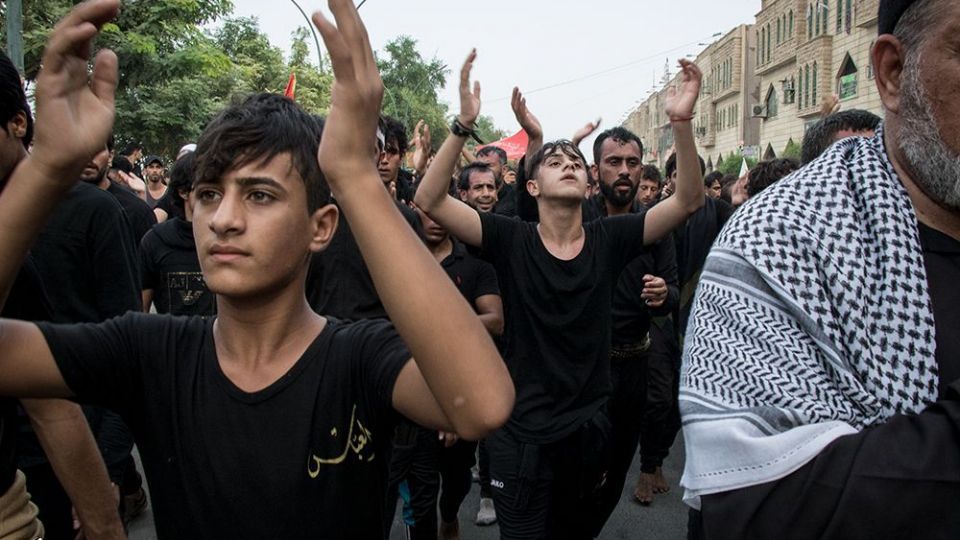 عزاداران زائرین اربعین حسینی در شهر سماوه