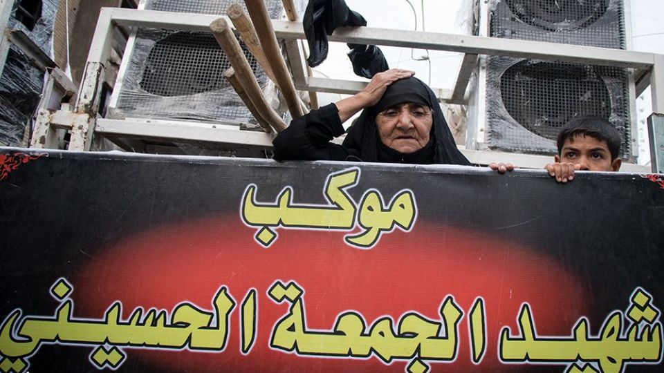 عزاداران زائرین اربعین حسینی در شهر سماوه