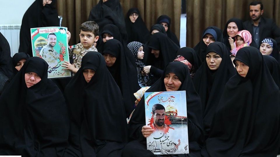 دیدارخانواده‌های شهدای مدافع حرم با رهبر معظم انقلاب