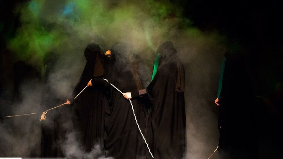 نمایش آئینی «ظهر روز دهم» 