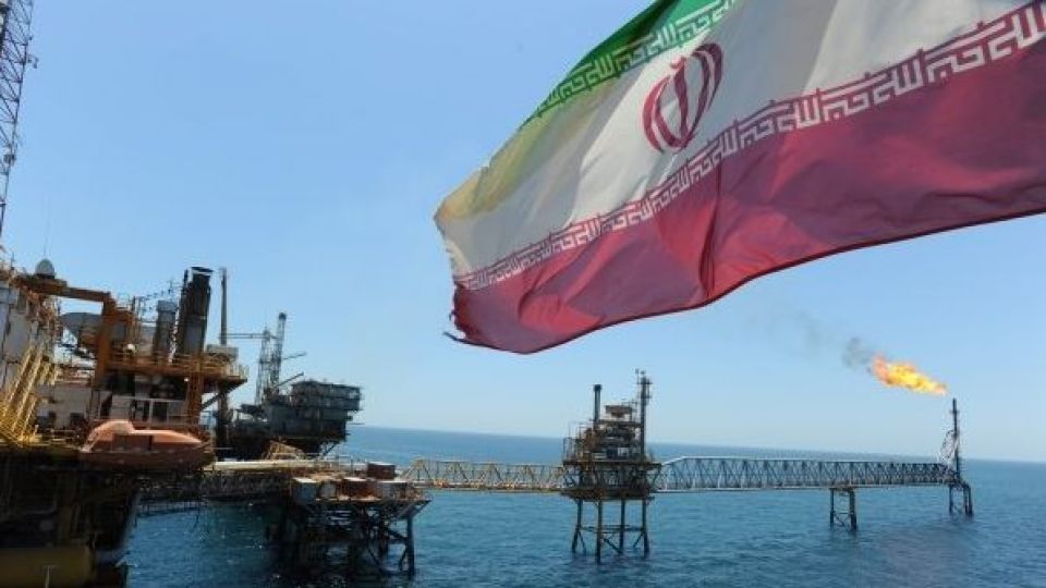 رویترز: چین، هند و ترکیه به خرید نفت از ایران ادامه میدهند رویترز: چین، هند و ترکیه به خرید نفت از ایران ادامه میدهند