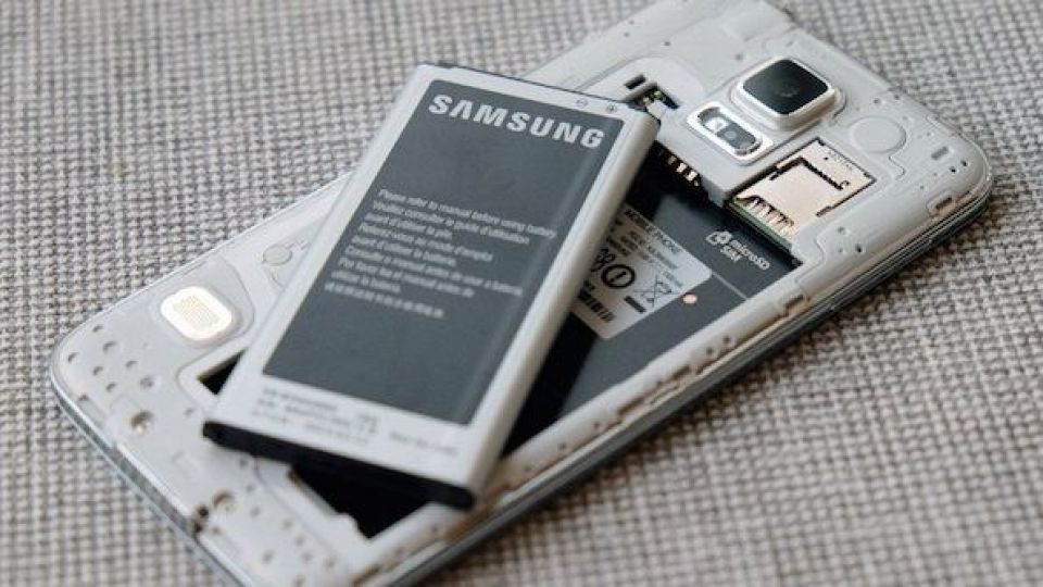 چرا باتری موبایلم خراب شده است؟ چرا باتری موبایلم خراب شده است؟