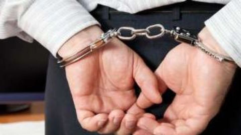 فرماندار سابق چابهار بازداشت شد فرماندار سابق چابهار بازداشت شد