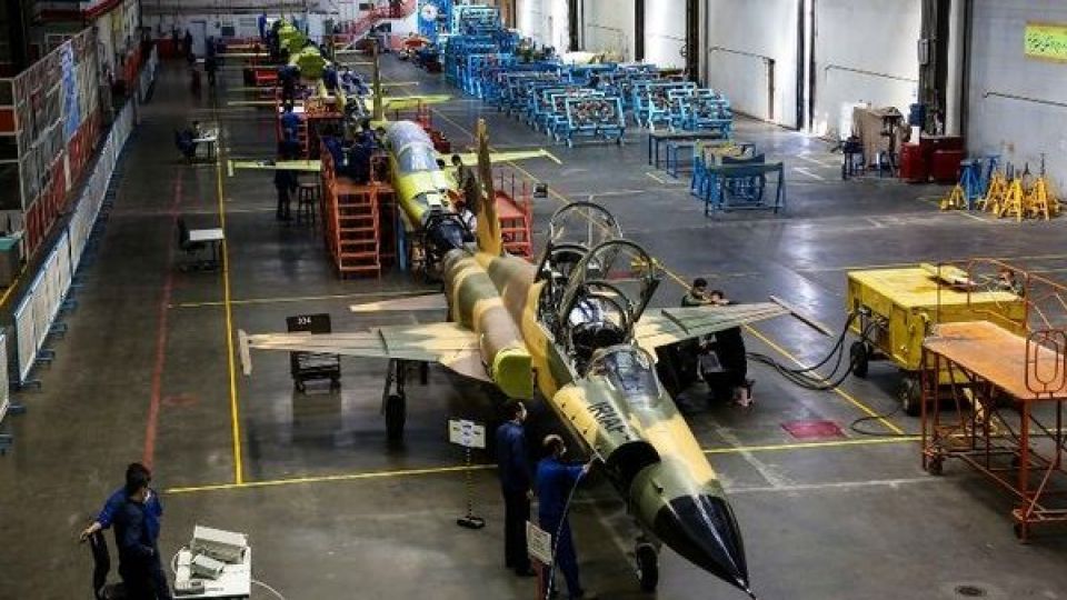 خط تولید انبوه «جنگنده کوثر» افتتاح شد خط تولید انبوه «جنگنده کوثر» افتتاح شد