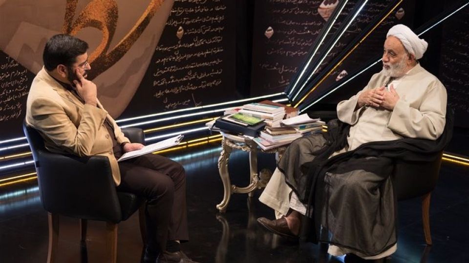 قرائتی: تنها فردی که هرچه گفتم تفقداً قبول کرد، رهبر انقلاب بود/ روش حوزه و دانشگاه باید عوض شود قرائتی: تنها فردی که هرچه گفتم تفقداً قبول کرد، رهبر انقلاب بود/ روش حوزه و دانشگاه باید عوض شود