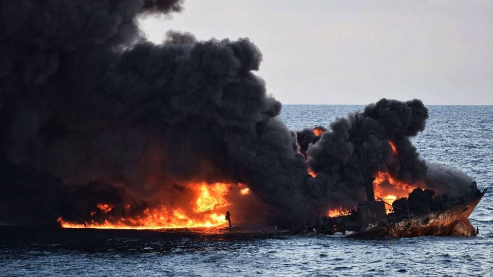 کشتی غرقشده سانچی در فهرست تحریمهای آمریکا علیه ایران کشتی غرقشده سانچی در فهرست تحریمهای آمریکا علیه ایران