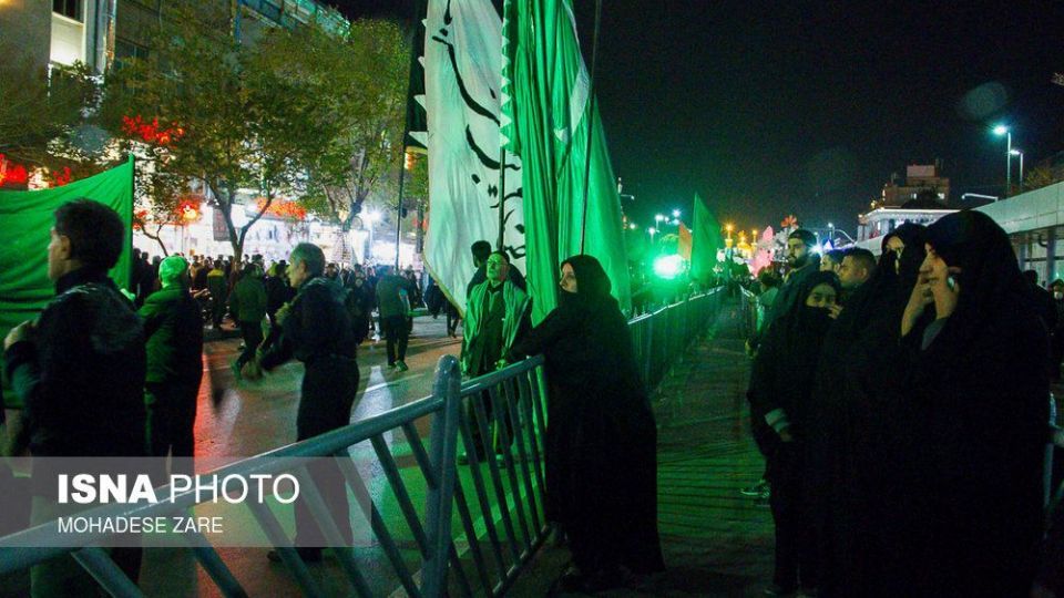 حال و هوای مشهد در شبهای عزاداری پایان ماه صفر