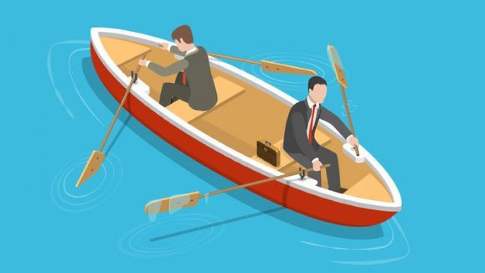 تقابل مدیریت ارزشی و مهندسی منفعت تقابل مدیریت ارزشی و مهندسی منفعت