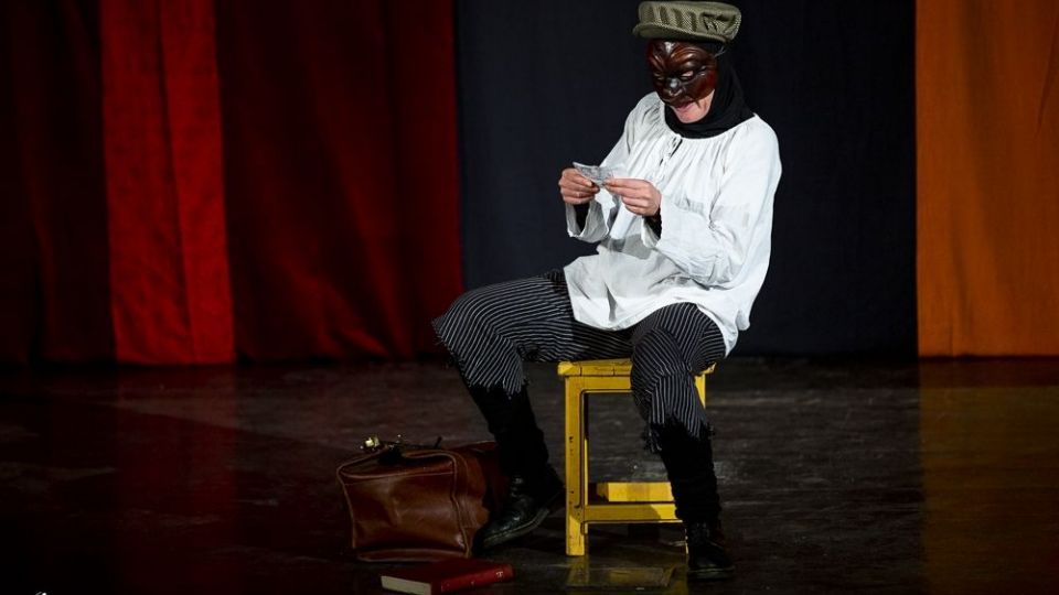 جشنواره بین‌المللی تئاتر کودک و نوجوان