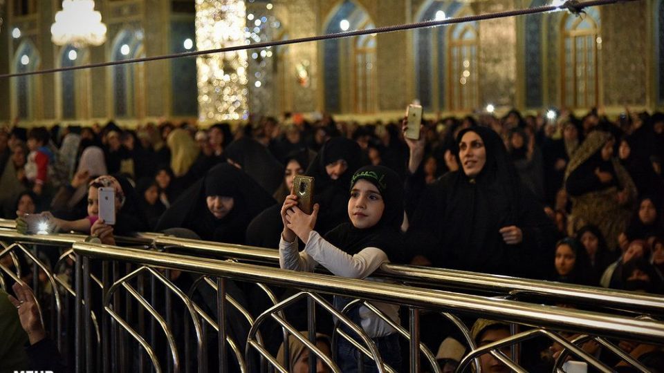 بارش باران در شب میلاد حضرت رسول‎ در حرم رضوی