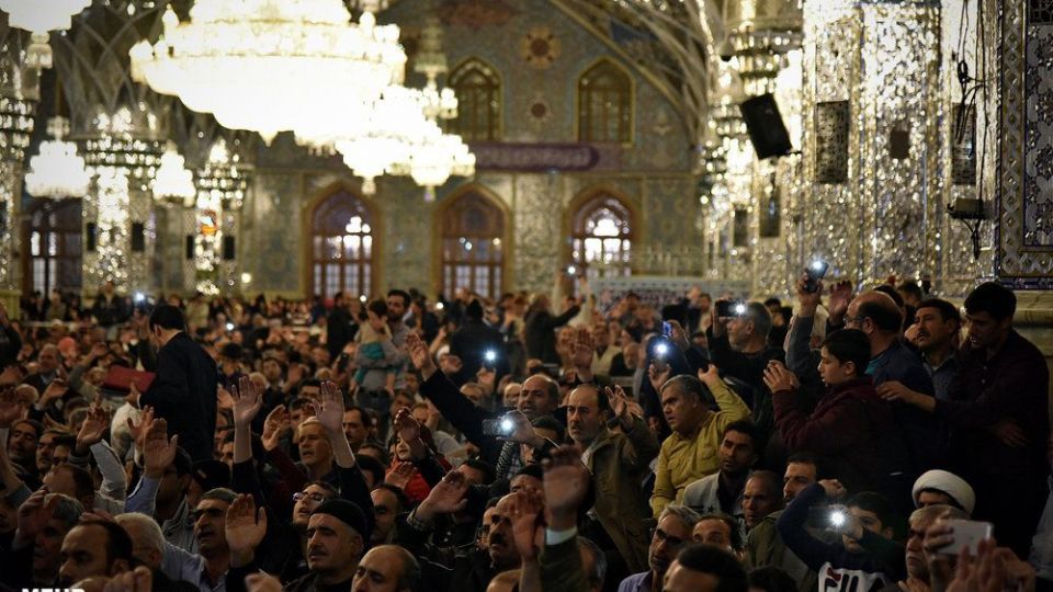 بارش باران در شب میلاد حضرت رسول‎ در حرم رضوی