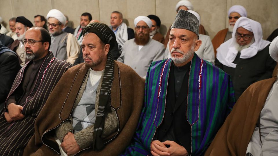 دیدار جمعی از مسئولان نظام و سفرای کشورهای اسلامی با رهبر انقلاب