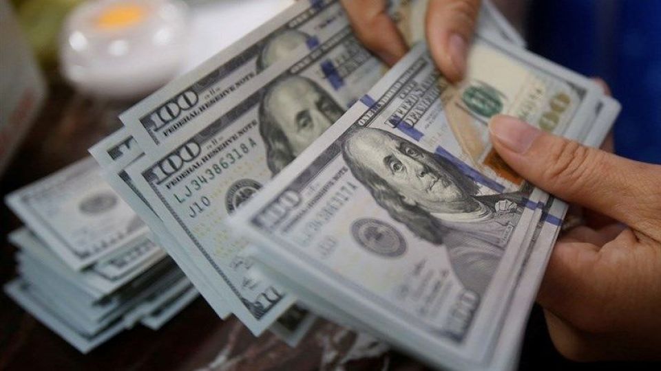 قیمت امروز خرید دلار در بانکها قیمت امروز خرید دلار در بانکها