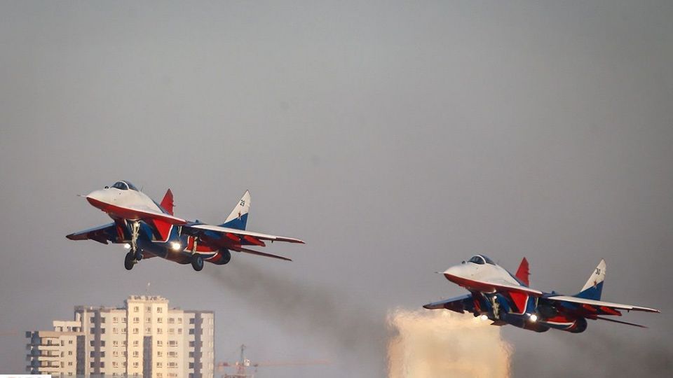 دومین روز نهمین نمایش هوایی کیش 