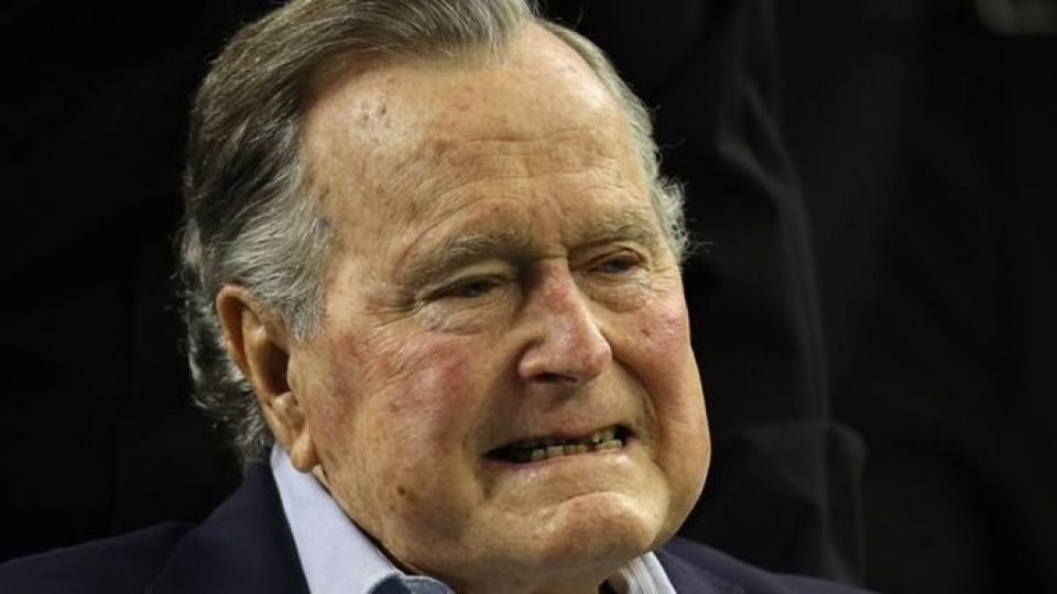 بوش پدر؛ از تقدیر فرمانده ناو وینسنس تا سرکاررفتن توسط ایرانیها بوش پدر؛ از تقدیر فرمانده ناو وینسنس تا سرکاررفتن توسط ایرانیها