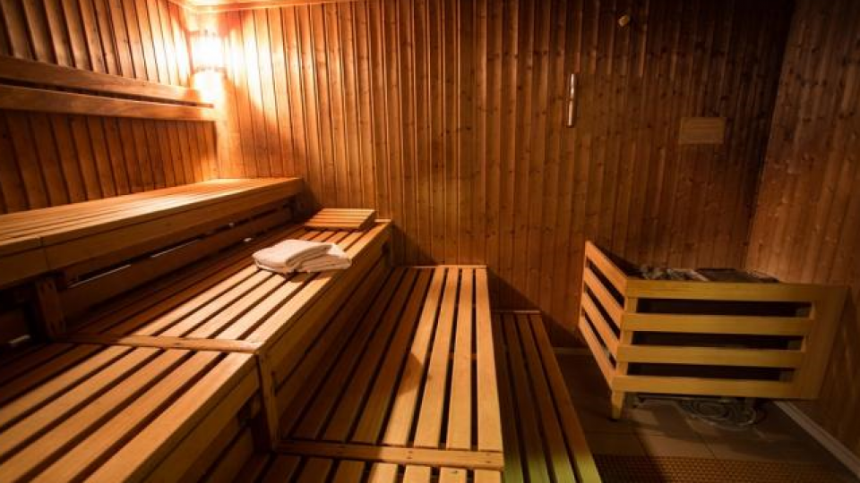 حمام سونا وزن را کاهش نمیدهد حمام سونا وزن را کاهش نمیدهد