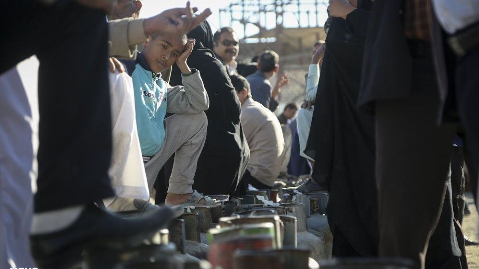 صف‌های طولانی دریافت سیلندر گاز در زابل