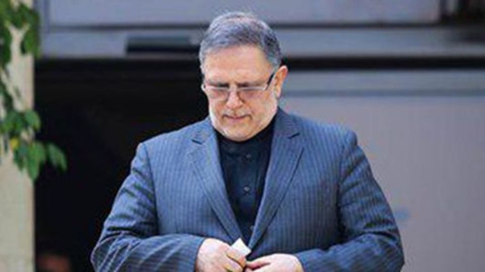 تایید حکم انفصال از خدمت رئیس کل پیشین بانک مرکزی/سیف نمیتواند مشاور روحانی باشد تایید حکم انفصال از خدمت رئیس کل پیشین بانک مرکزی/سیف نمیتواند مشاور روحانی باشد