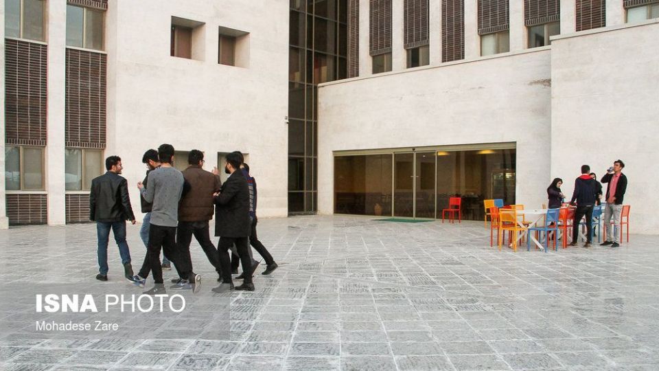 زندگی در دانشگاه فردوسی