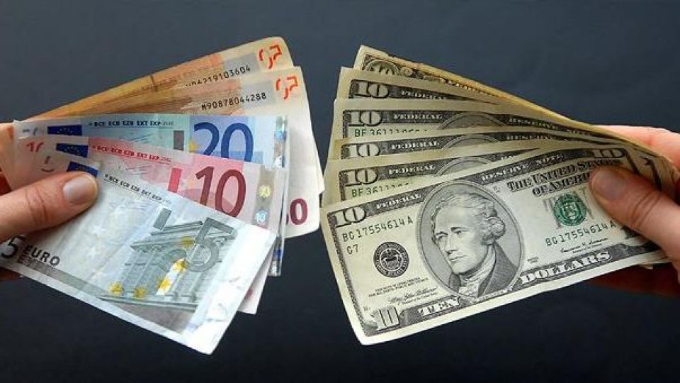 عضو کمیسیون اقتصادی مجلس: دلار ۵ هزار و ۷۰۰ تومانی فساد آور است عضو کمیسیون اقتصادی مجلس: دلار ۵ هزار و ۷۰۰ تومانی فساد آور است