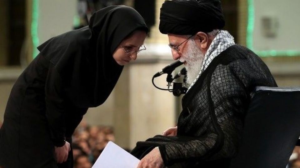 ۴۰ سال پاسخگویی ۴۰ سال پاسخگویی