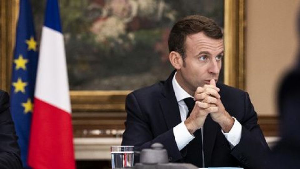 ارائه طرح رای عدم اعتماد به ماکرون ارائه طرح رای عدم اعتماد به ماکرون