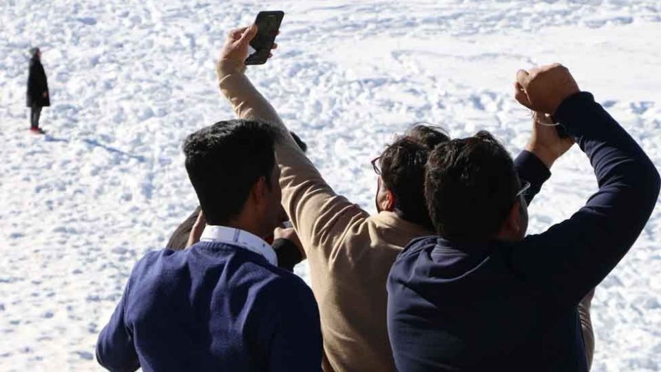 شادیِ پس از برف در ارتفاعات شهرکرد