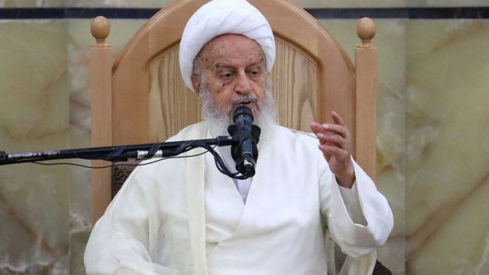 انتقاد آیت الله مکارم شیرازی از سخنان روحانی: رئیس جمهور باید به قسم خود پایبند باشد انتقاد آیت الله مکارم شیرازی از سخنان روحانی: رئیس جمهور باید به قسم خود پایبند باشد