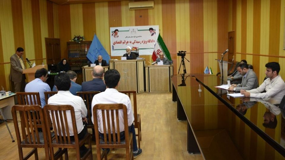 رمزگشایی از جزئیات قاچاق سازمان یافته سوخت یارانهای/ مالک باشگاه ورزشی و تیم بسکتبال معروف محاکمه شد رمزگشایی از جزئیات قاچاق سازمان یافته سوخت یارانهای/ مالک باشگاه ورزشی و تیم بسکتبال معروف محاکمه شد