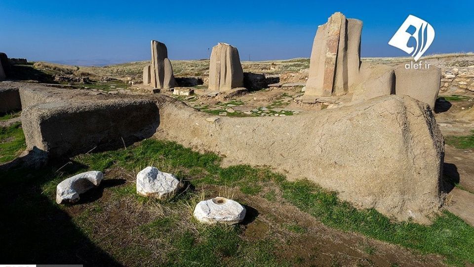 تپه حسنلو با قدمت ۸۰۰۰ سال