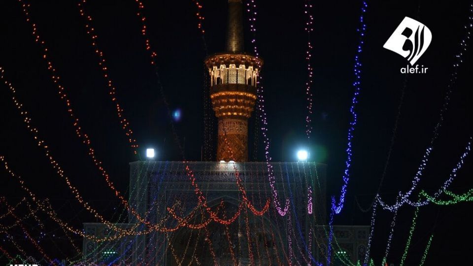 گلباران حرم رضوی در شب میلاد امام جواد ‎(ع)