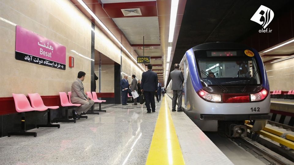 افتتاح خط شش مترو تهران با حضور رئیس جمهور