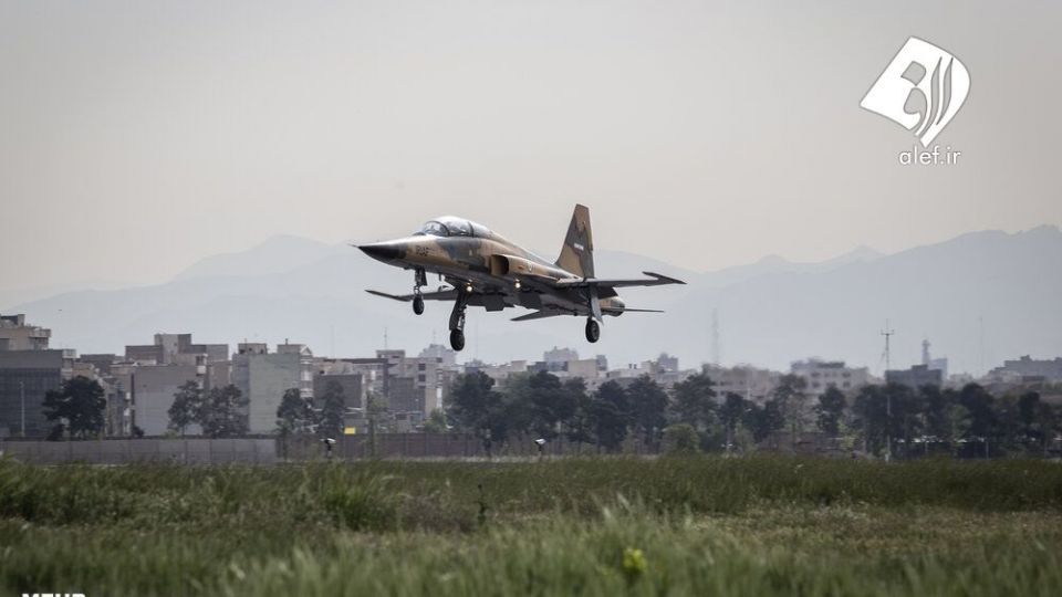 تمرین رژه جنگنده بمب افکن‌های نیروی هوایی ارتش