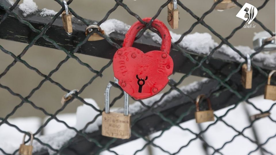 پل عشق فرانسه